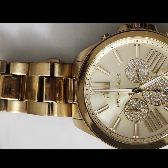 MK watch - Picture 2 of 4